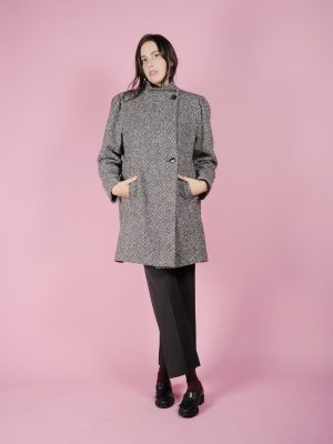 cappotto grigio spigato